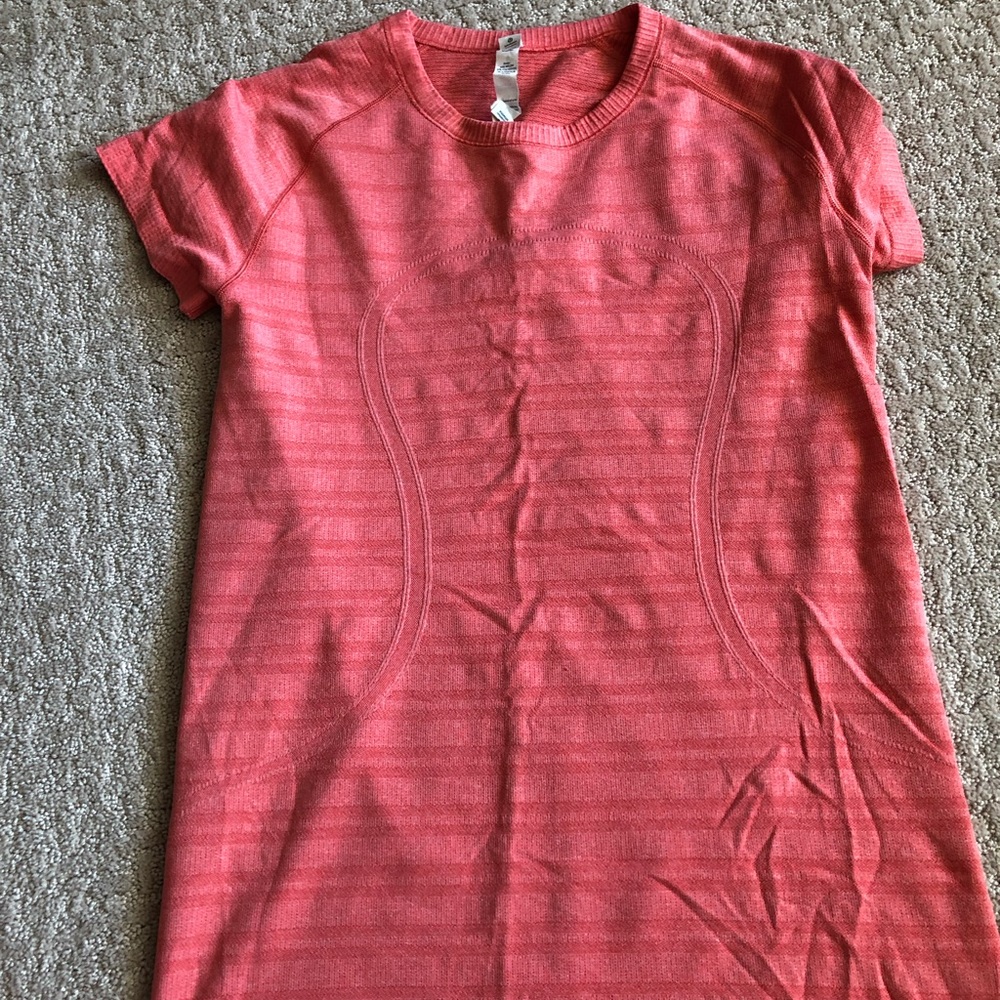 Lululemon Swiftly Tech Tee